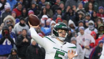 Jets quarterback Mike White threw for 268 yards but was banged up by the Buffalo defense.