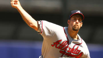 NEW YORK - APRIL 22: John Smoltz #29 of the Atlanta Braves pitches against the New York Mets during their game at Shea Stadium April 22, 2007 in the Flushing neighborhood of the Queens borough of New York. (Photo by Al Bello/Getty Images)