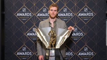 NASHVILLE, TENNESSEE - JUNE 26: Connor McDavid of the Edmonton Oilers poses with the Maurice Richard Trophy during the 2023 NHL Awards at Bridgestone Arena on June 26, 2023 in Nashville, Tennessee. (Photo by Bruce Bennett/Getty Images)